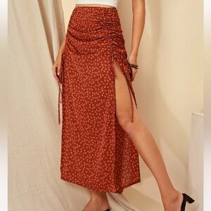 SHEIN ditsy floral sunflower boho printed high slit ruched maxi skirt rust small